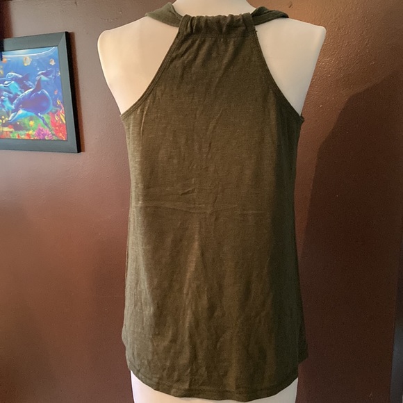 GAIAM Olive Tank Top - Picture 4 of 7